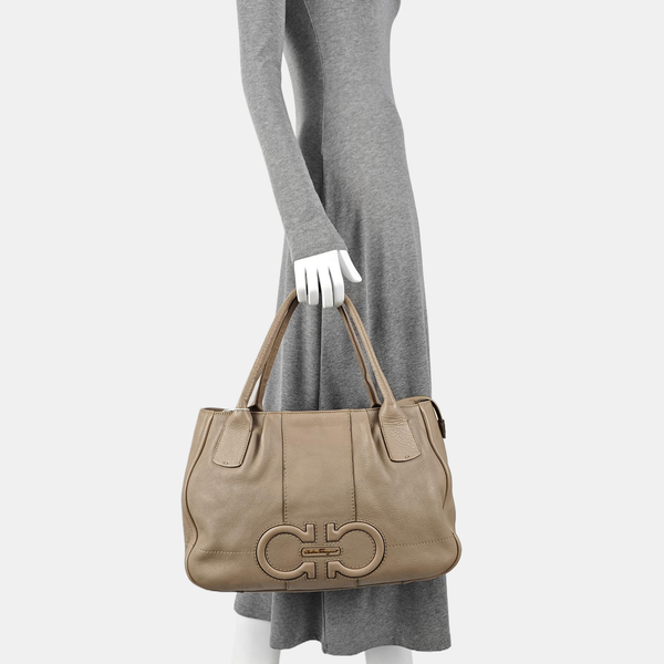 Gancini Calfskin Gray