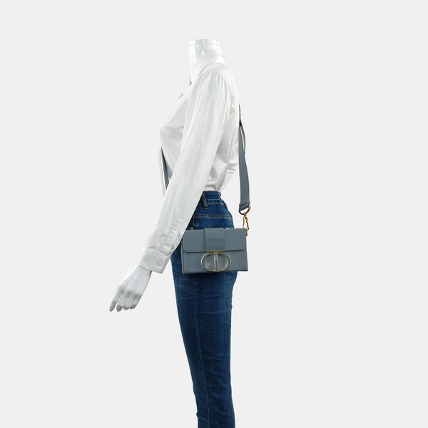 Authenticated pre-owned  30 Montaigne Calfskin Blue - Shoulder Bag at Looply