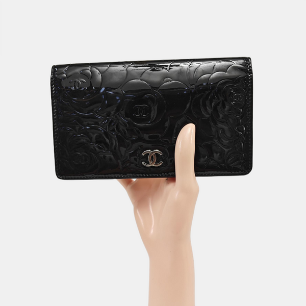 WOC Patent Calfskin Black Wallet