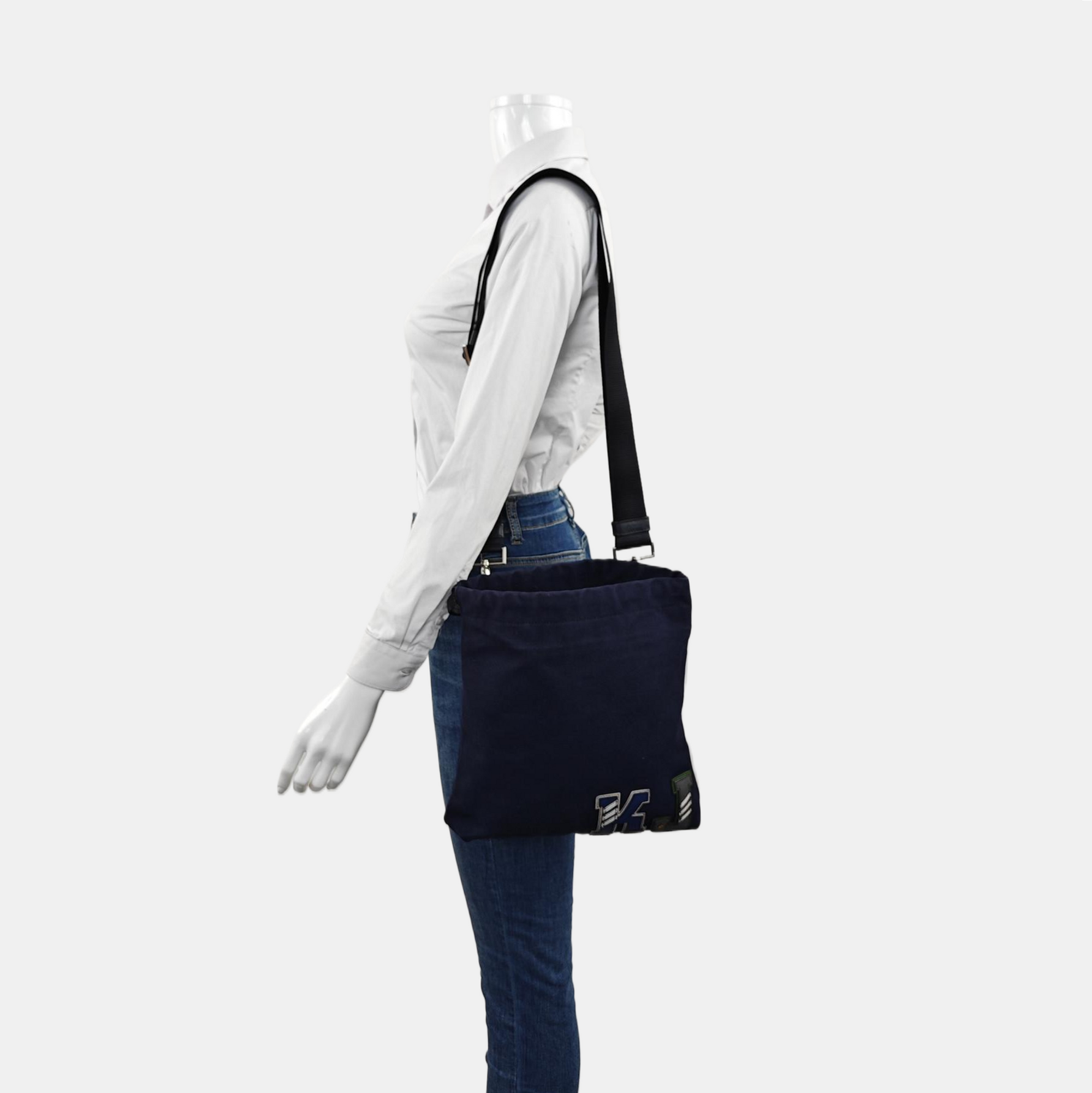 Canvas Blue