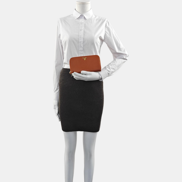 Zippy Wallet Saffiano Calfskin Orange Wallet