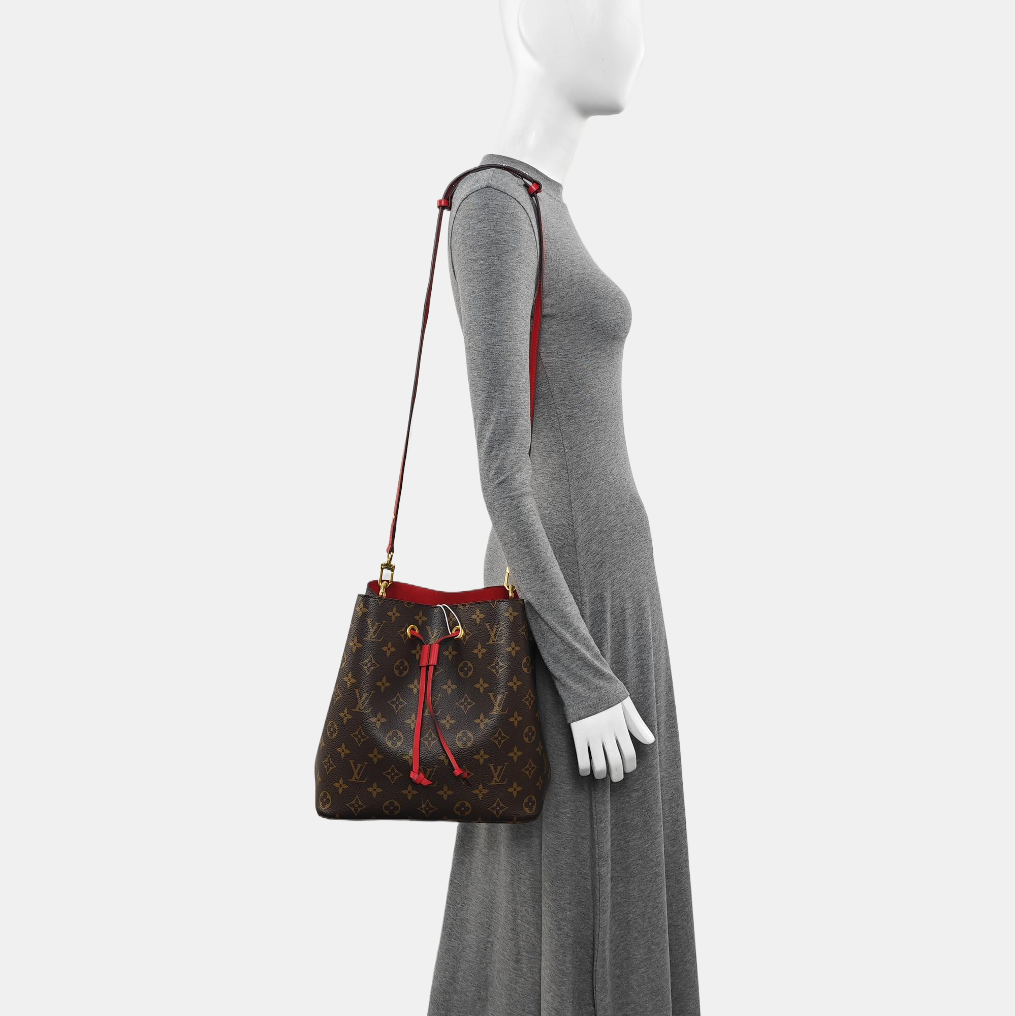 NÉONOÉ MM Monogram Coated Canvas Brown