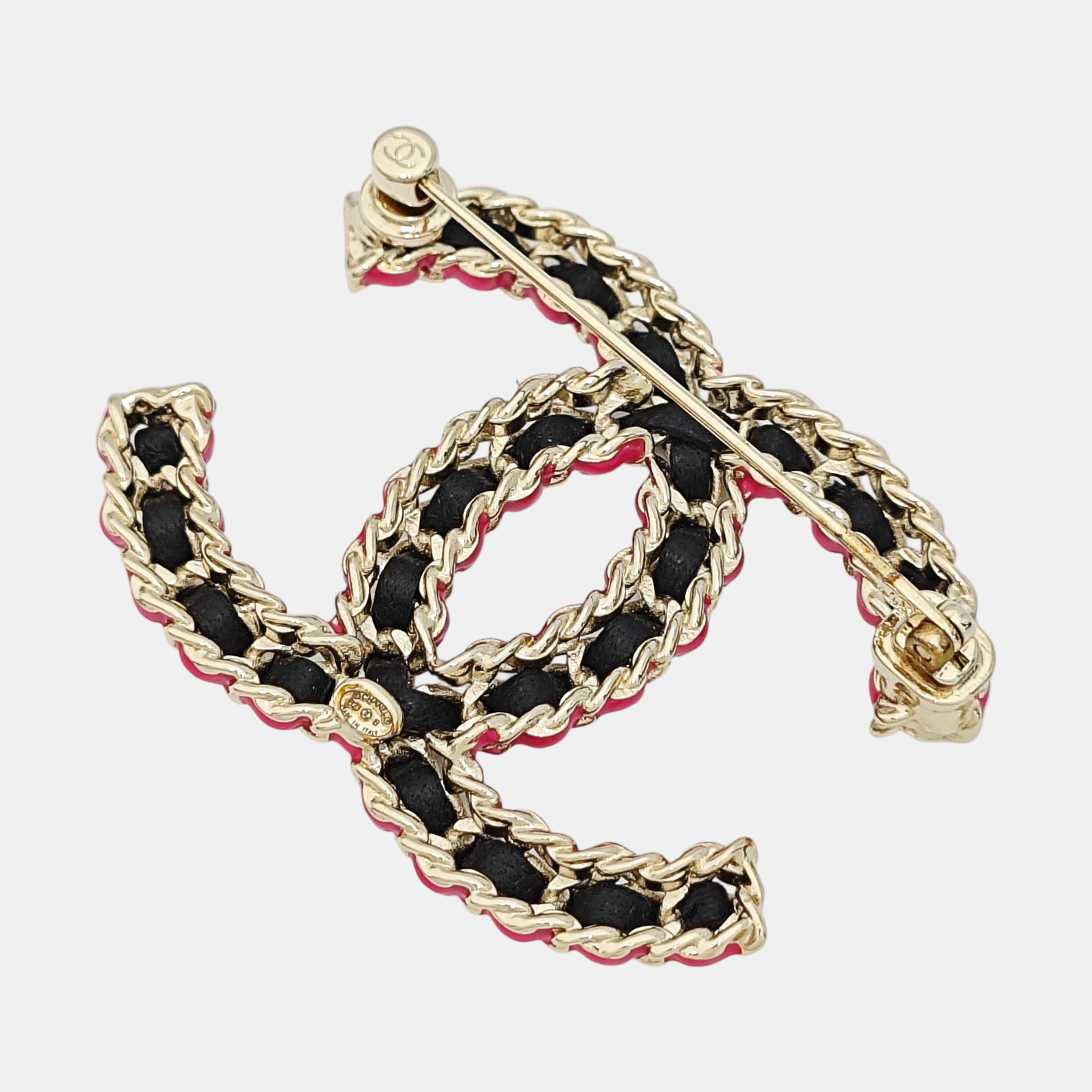CC Logo Metal Gold Brooch