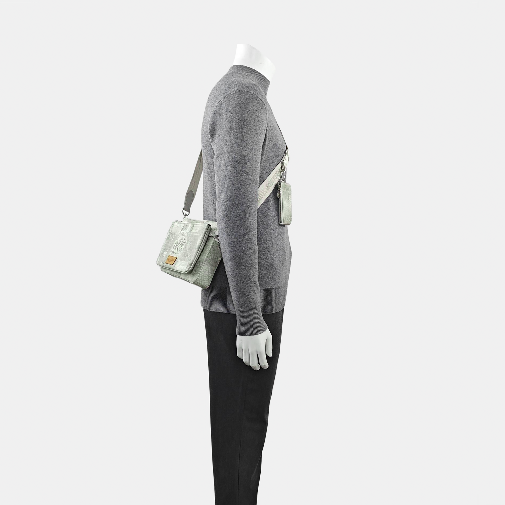 TRIO Coated Canvas Gray