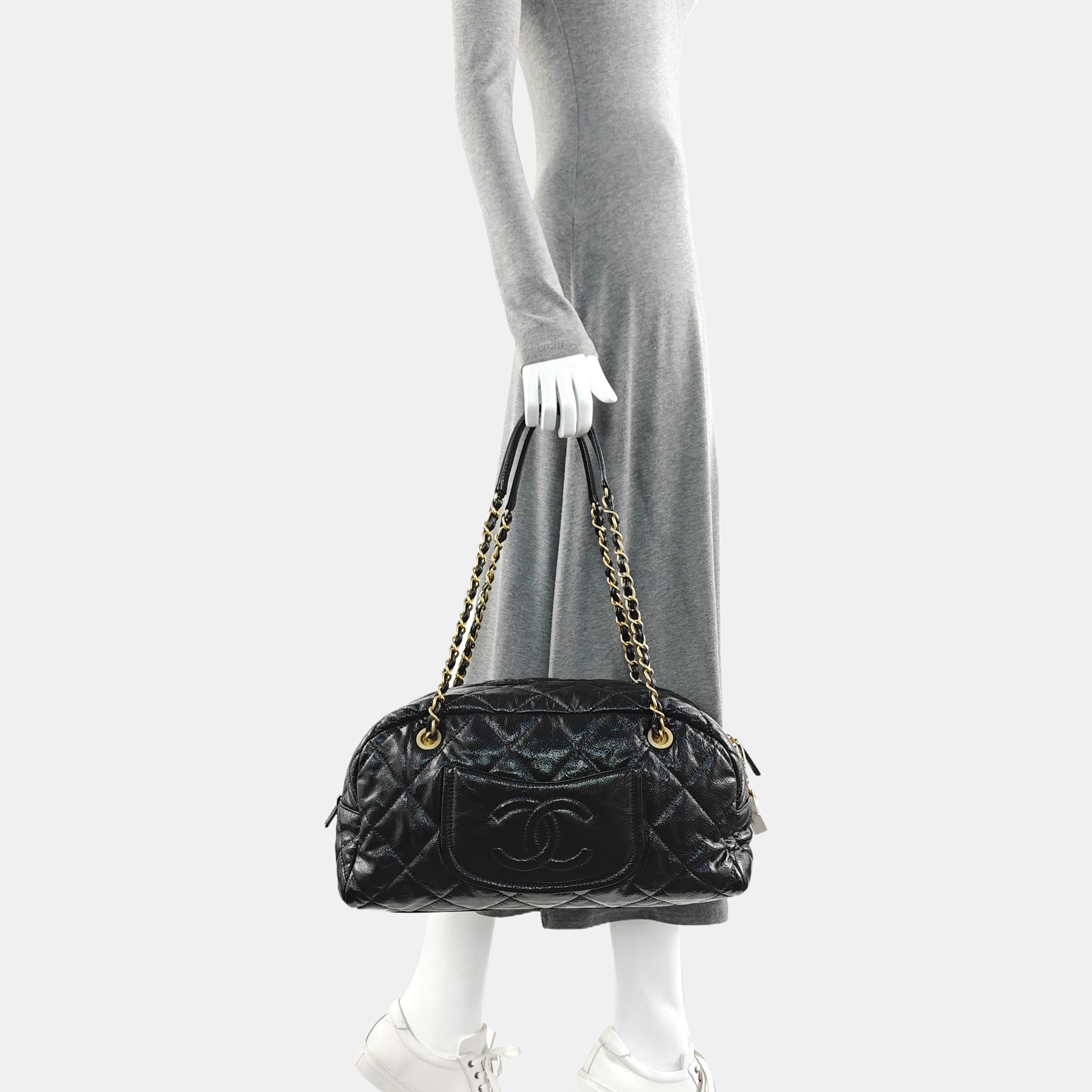 Quilted Calfskin Shoulder Bag Black