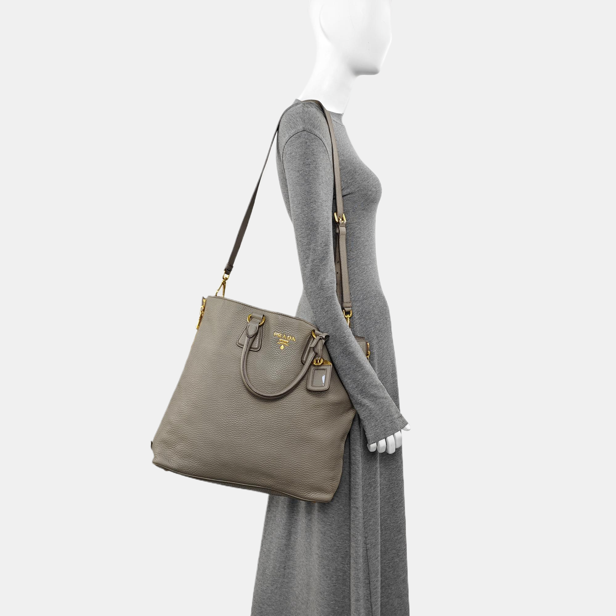 Vitello Calfskin Gray