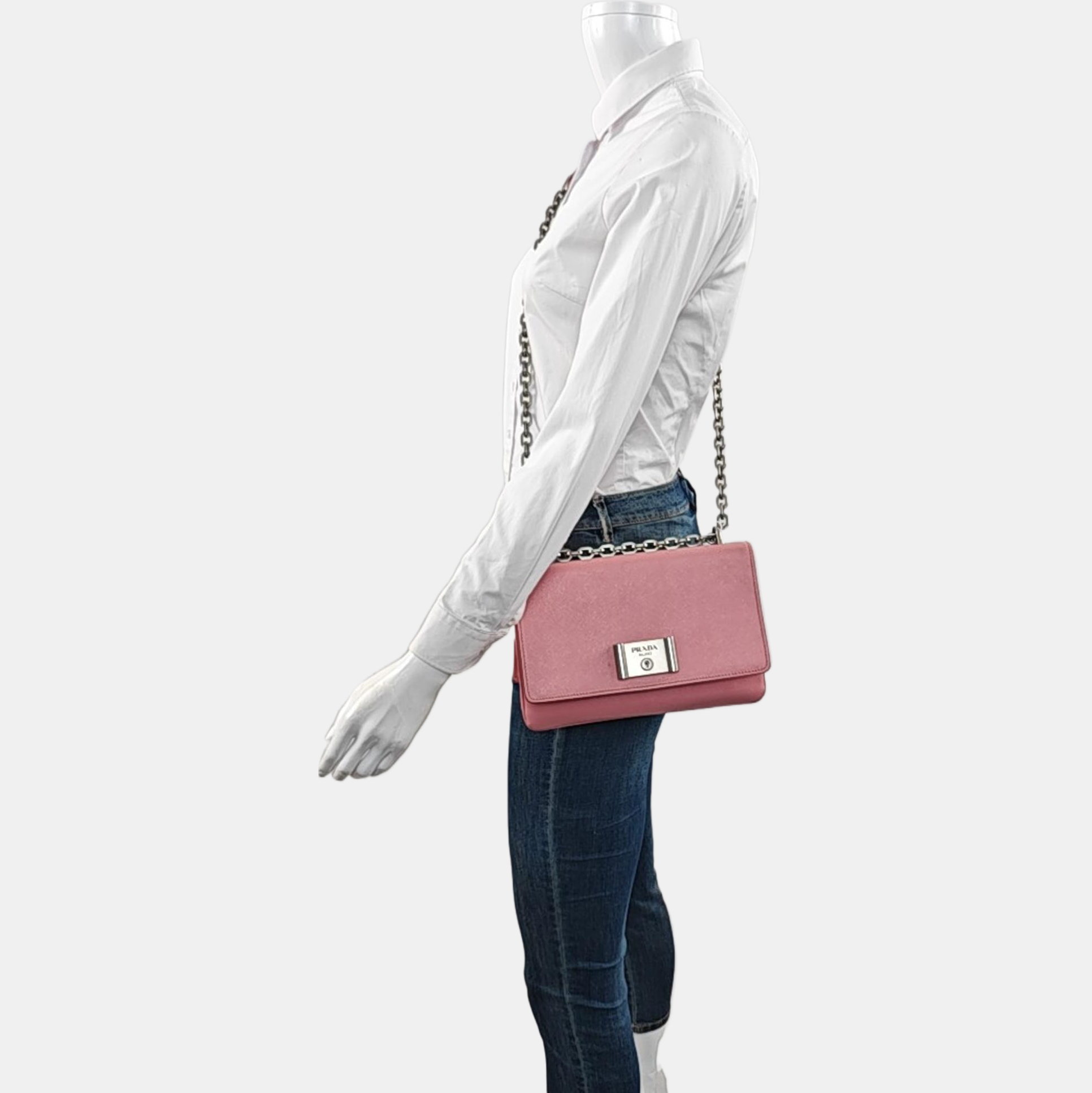 Closure Saffiano Calfskin Pink