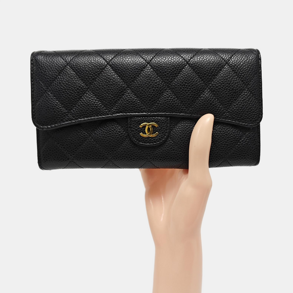 CLASSIC FLAP Mini Quilted Grained Calfskin Black Wallet