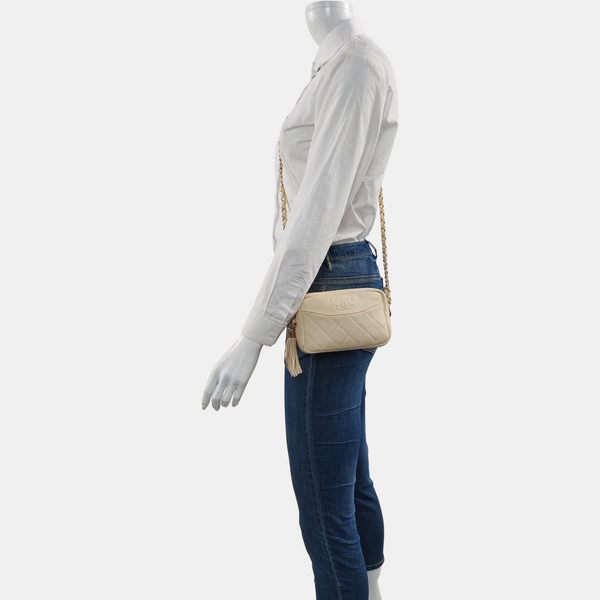 CAMERA CASE Quilted Grained Calfskin White