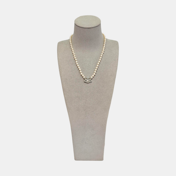 Faux Pearl White Necklace