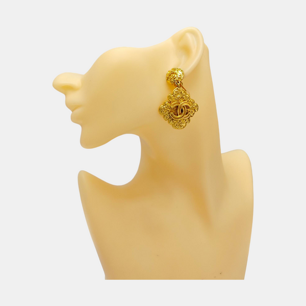 Metal Gold Clip On Earrings