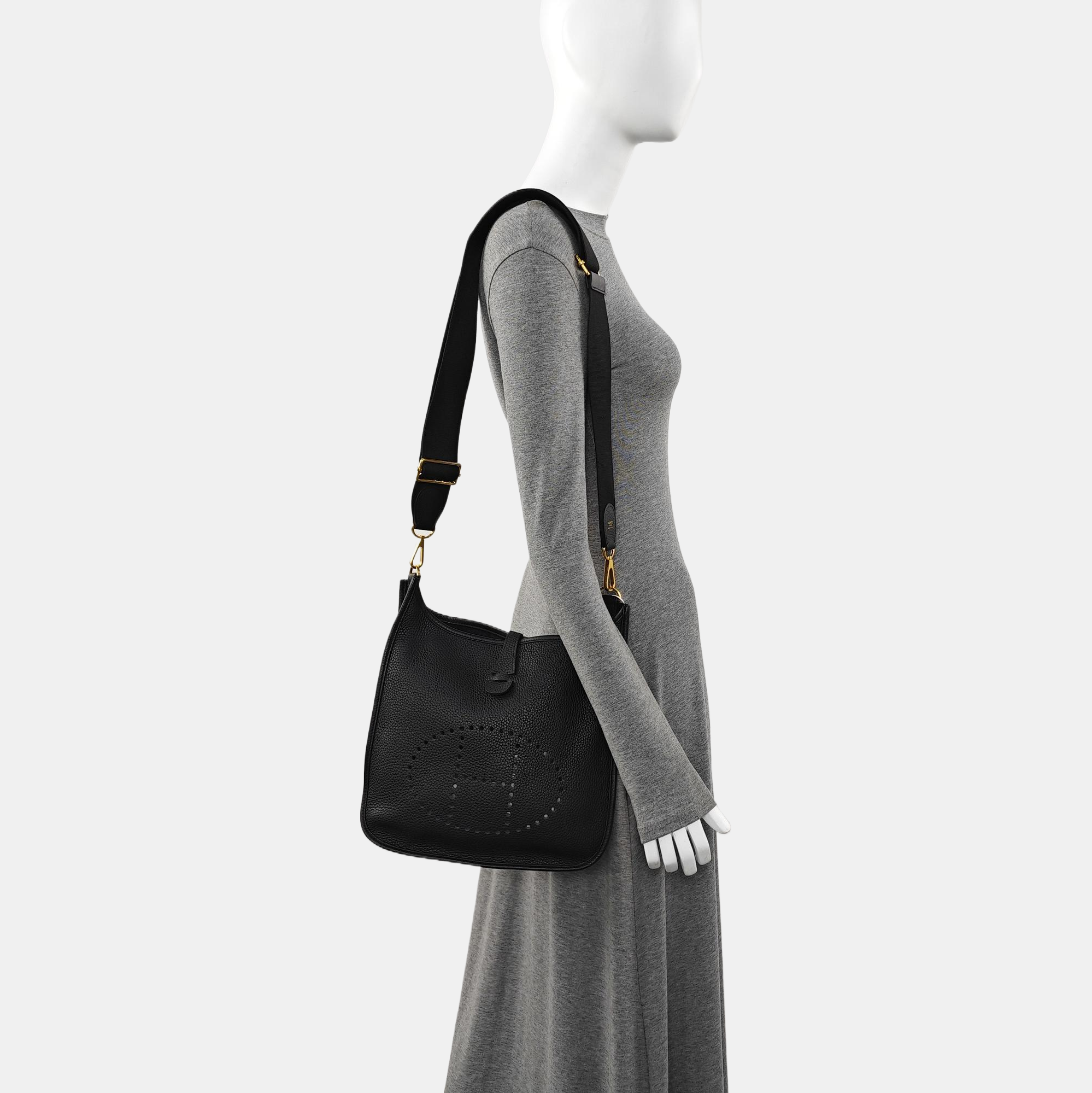 Evelyne 29 Togo Black