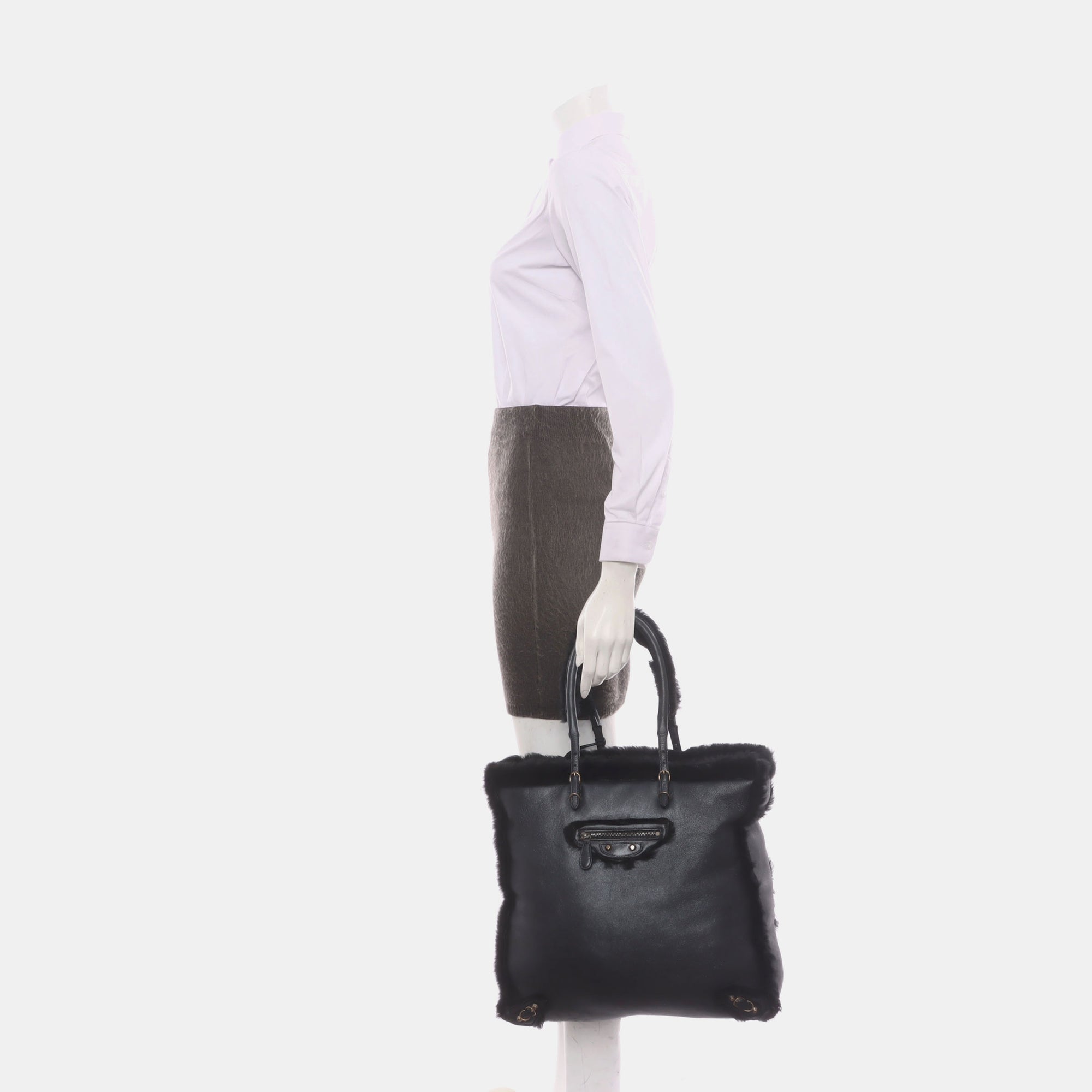 Authenticated pre-owned  Classic City Calfskin Black - Tote Bag at Looply