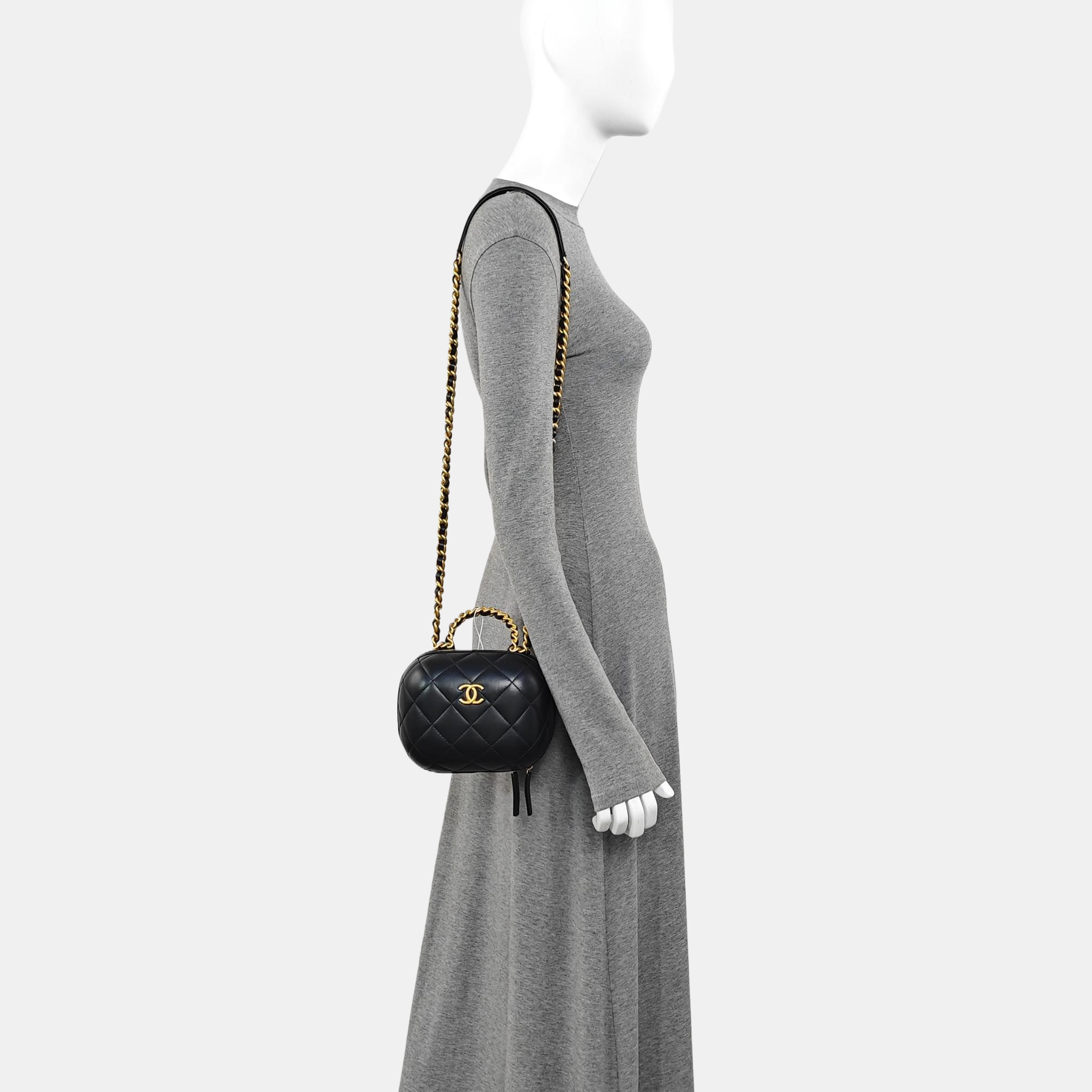 Quilted Lambskin Shoulder Bag Black