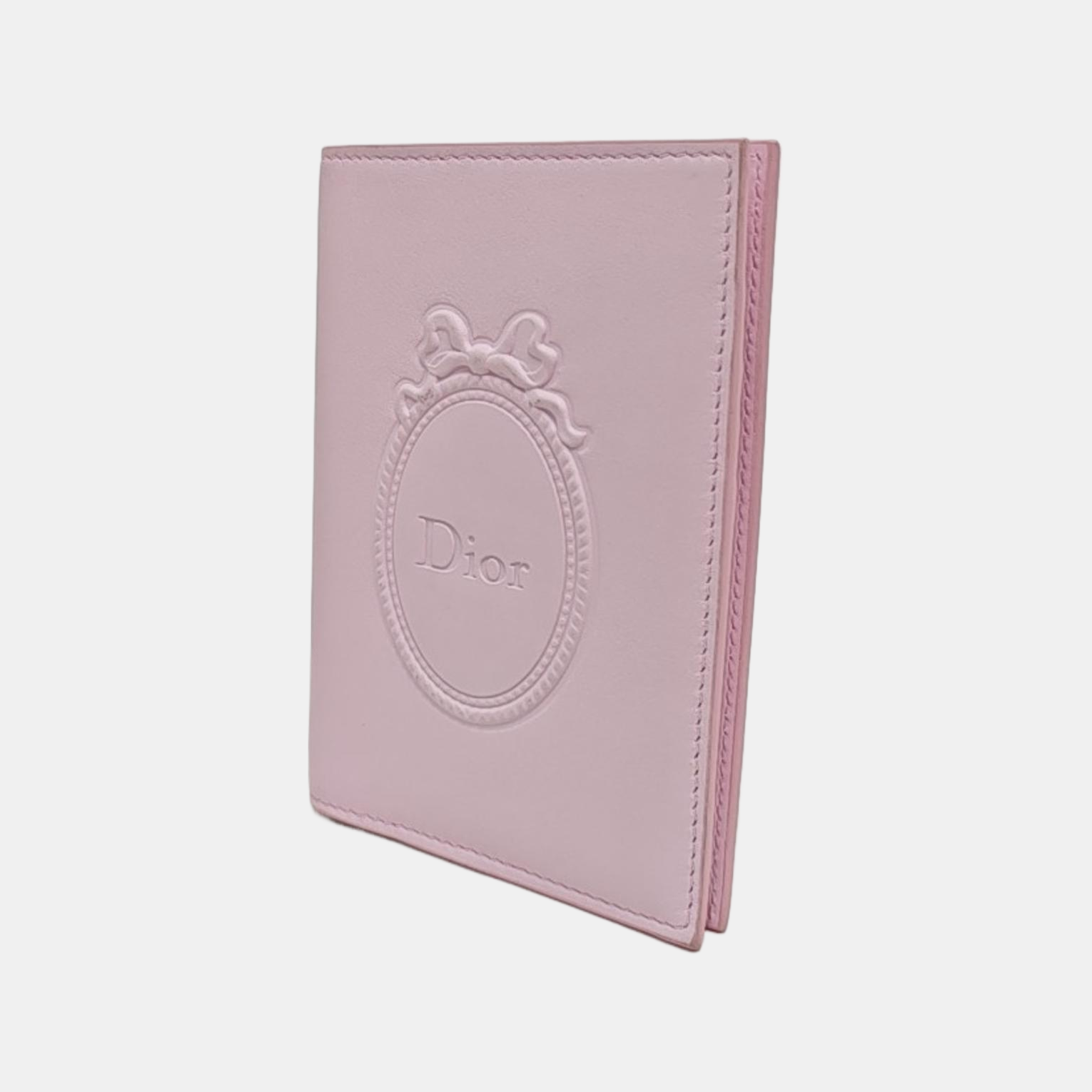 Salon  Médaillon Calfskin Pink Passport Holder