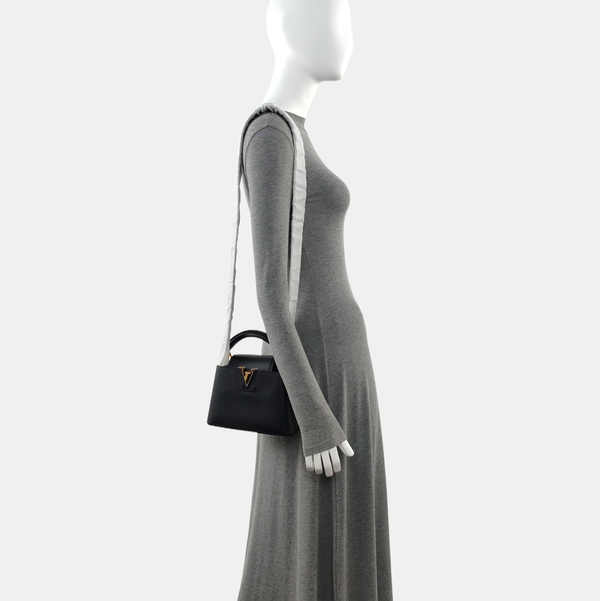 Authenticated pre-owned  CAPUCINES Mini Calfskin Black - Shoulder Bag at Looply