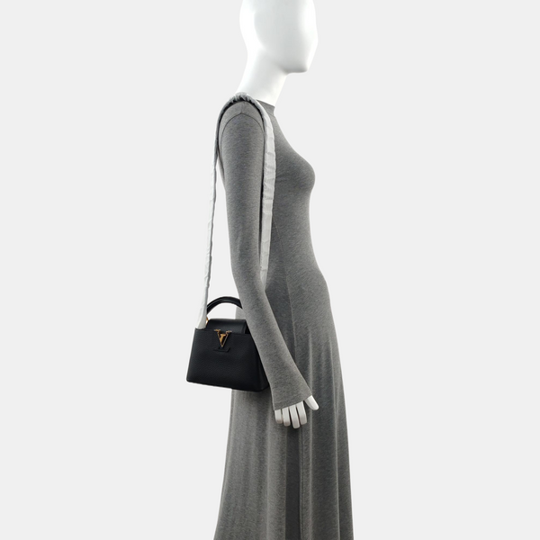 Authenticated pre-owned  CAPUCINES Mini Calfskin Black - Shoulder Bag at Looply