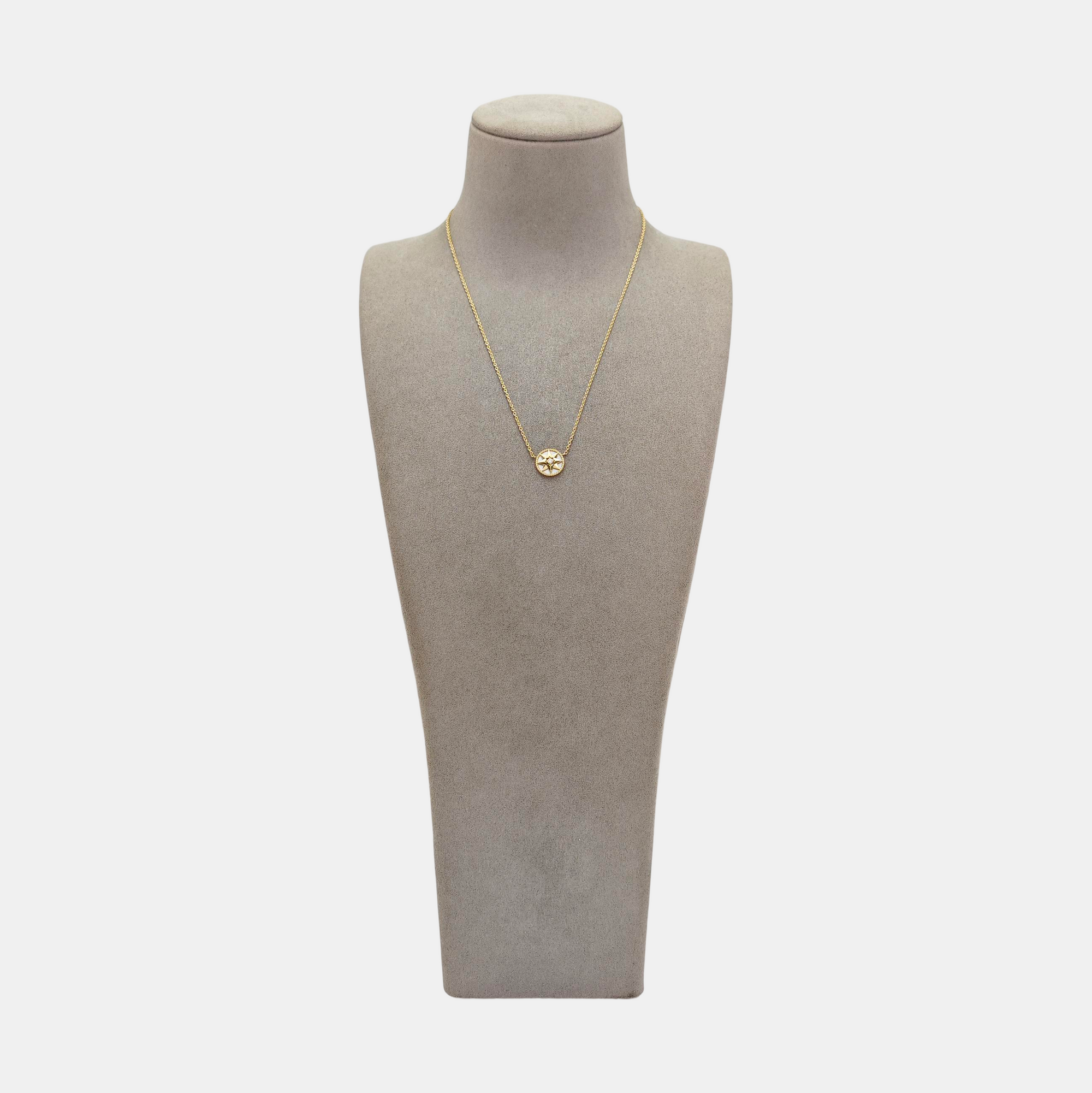 Rose Des Vents 18k Gold Necklace