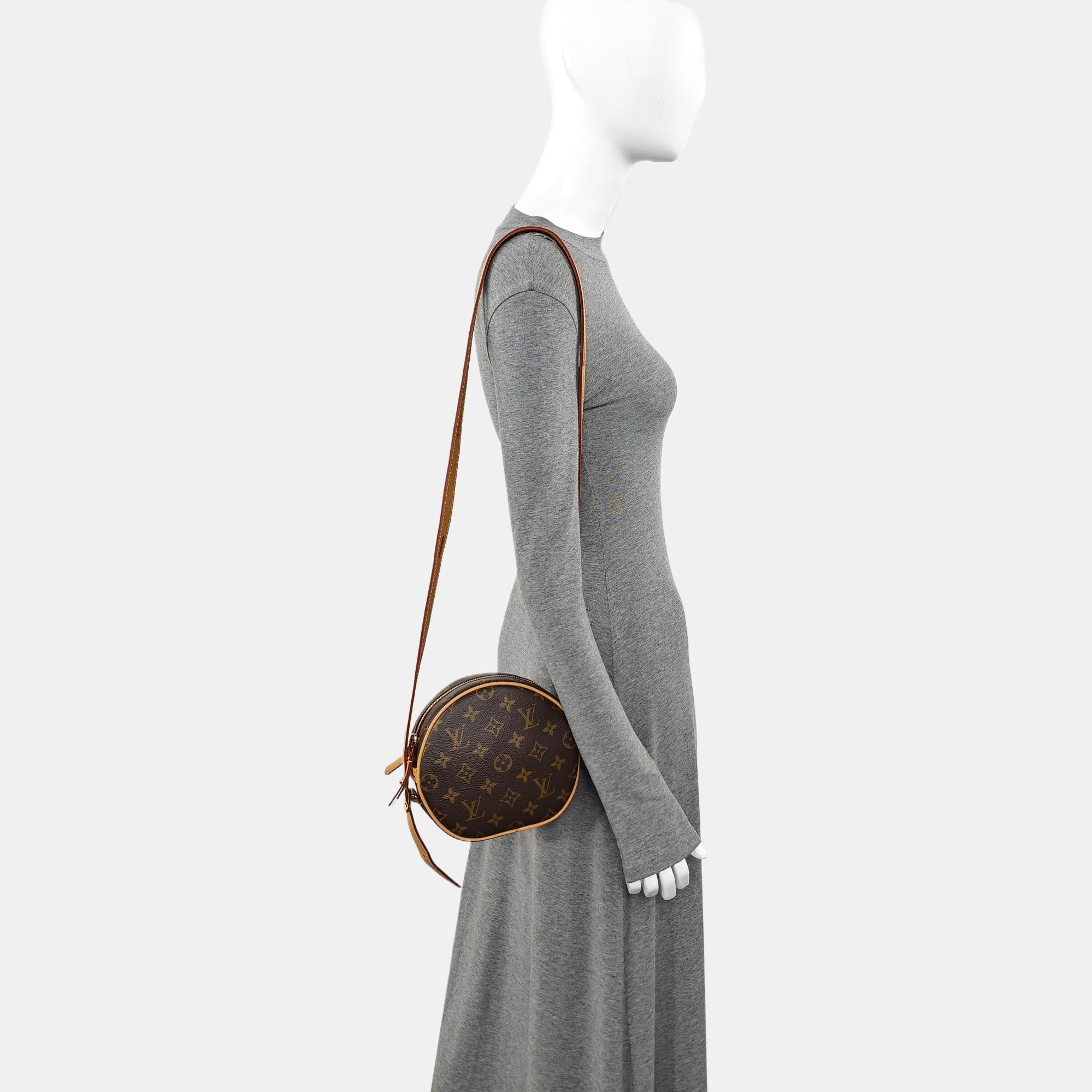 BOITE CHAPEAU PM Monogram Coated Canvas Brown