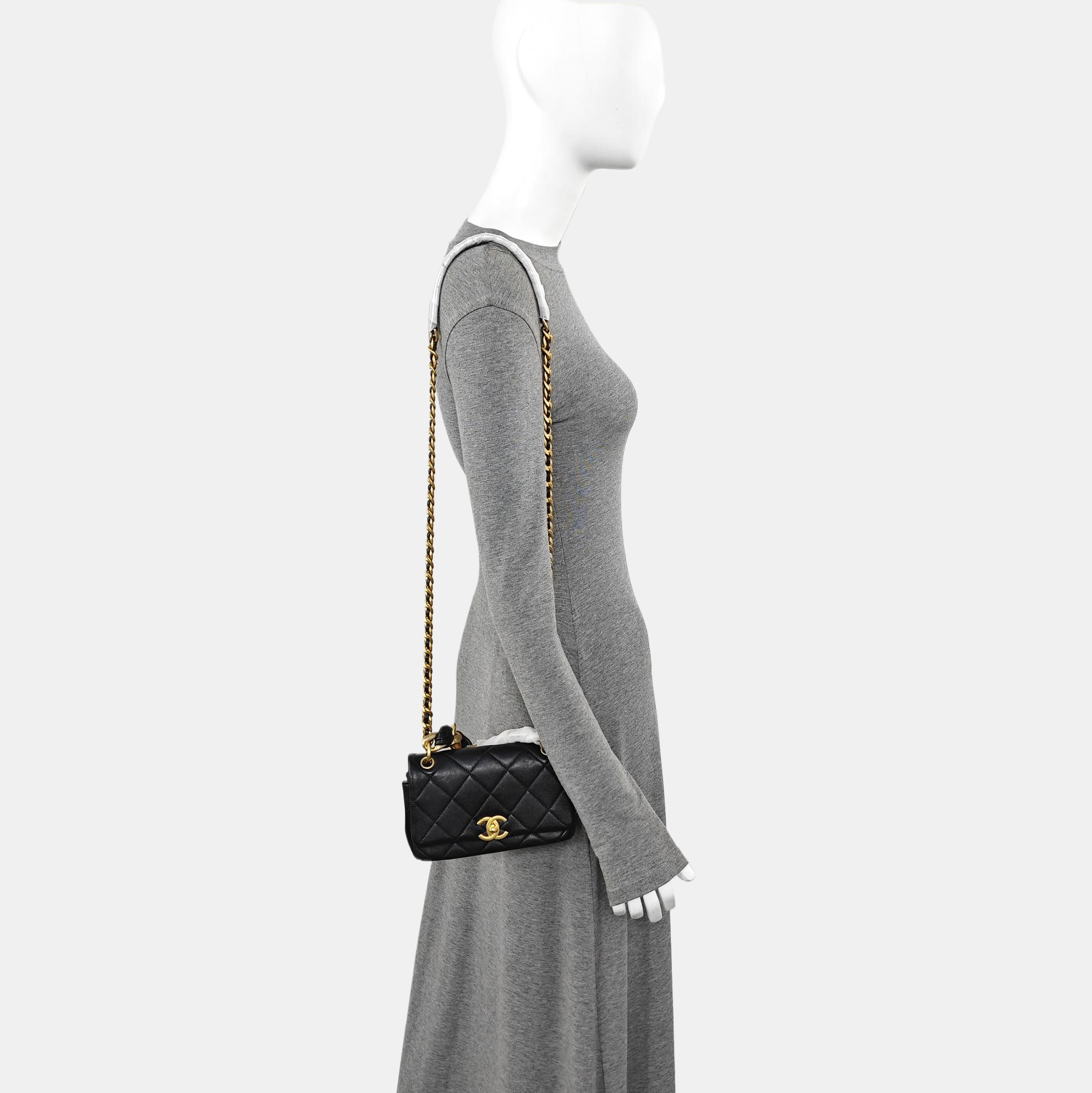 TWO TONE CHAIN HANDLE Quilted Calfskin Black