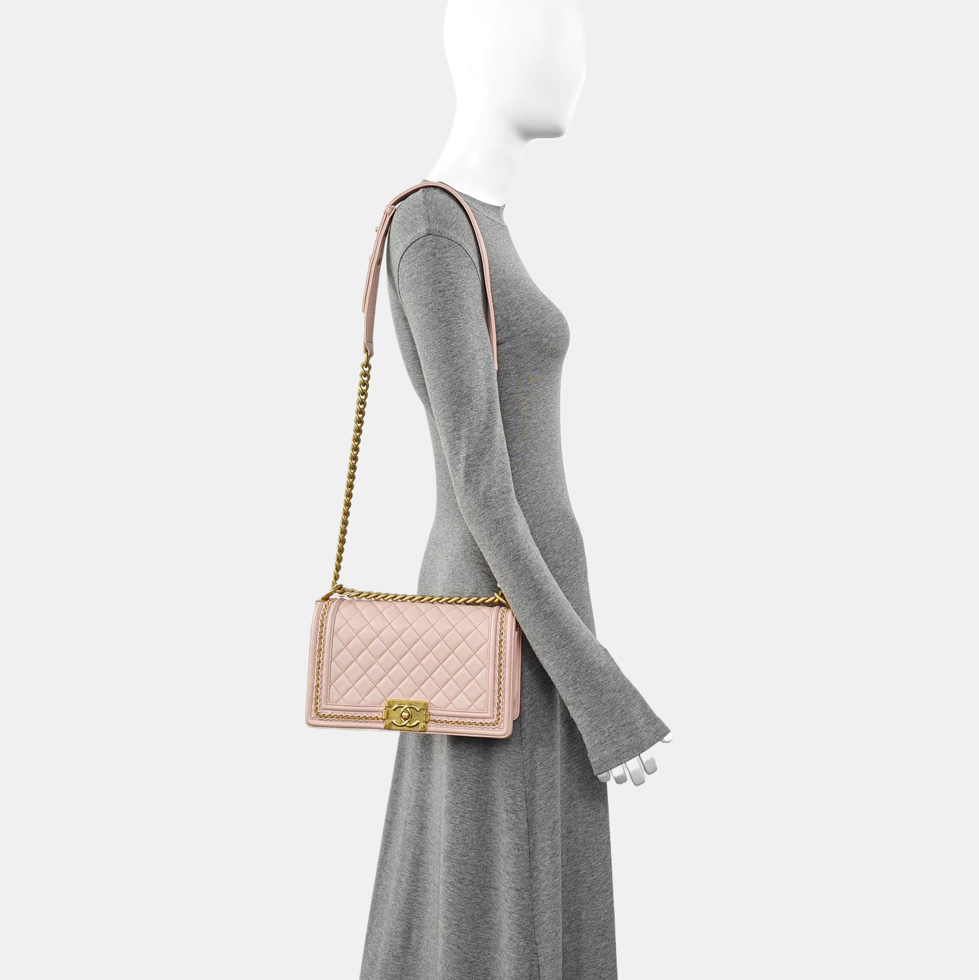 BOY CHANEL Medium Quilted Lambskin Pink