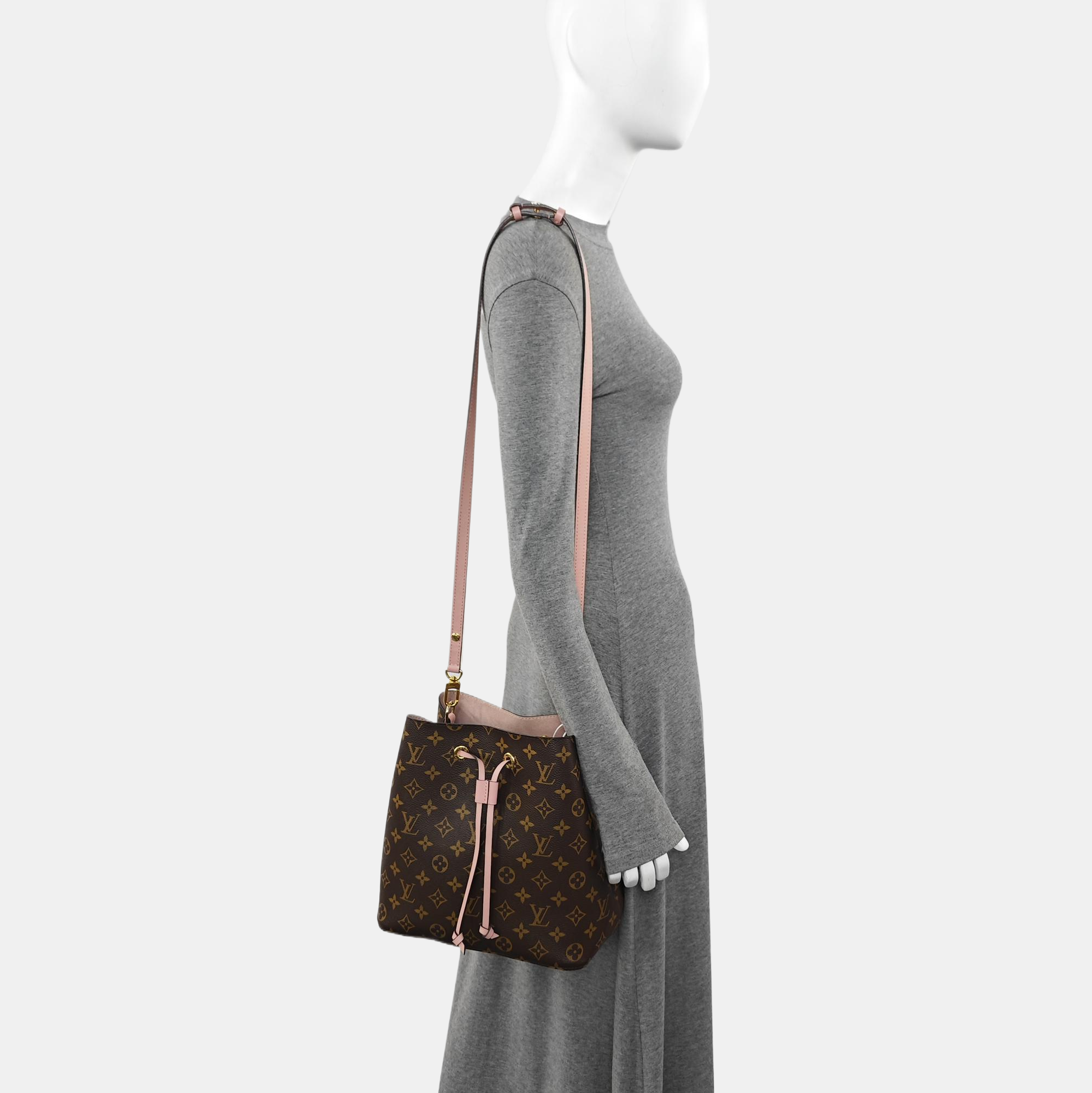 NÉONOÉ MM Monogram Coated Canvas Brown