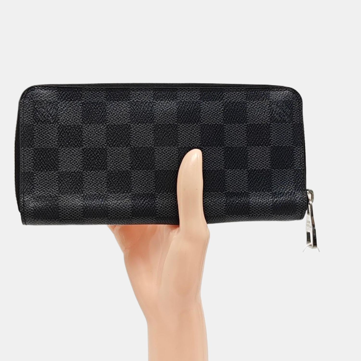 ZIPPY Damier Graphite Coated Canvas Gray Wallet