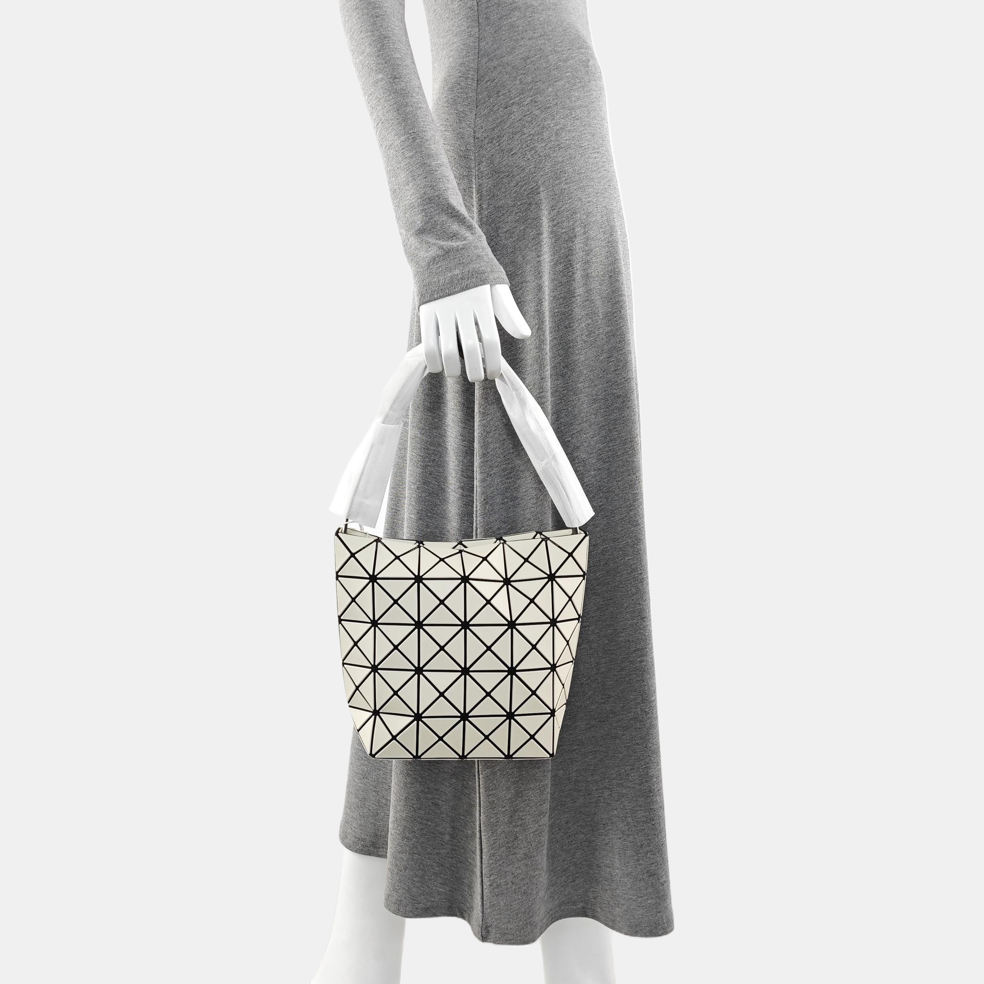 Special Material Bucket Bag Beige