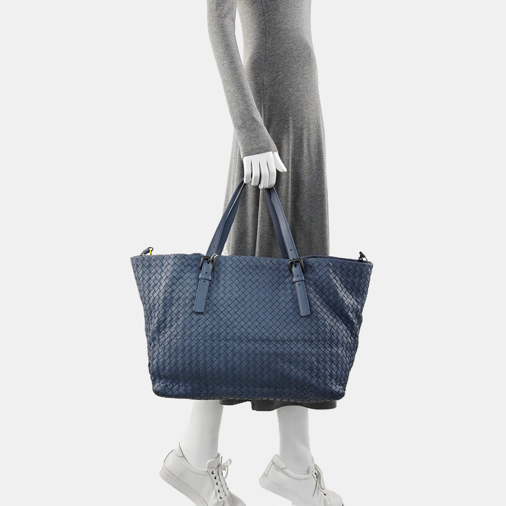 Cesta Lambskin Blue