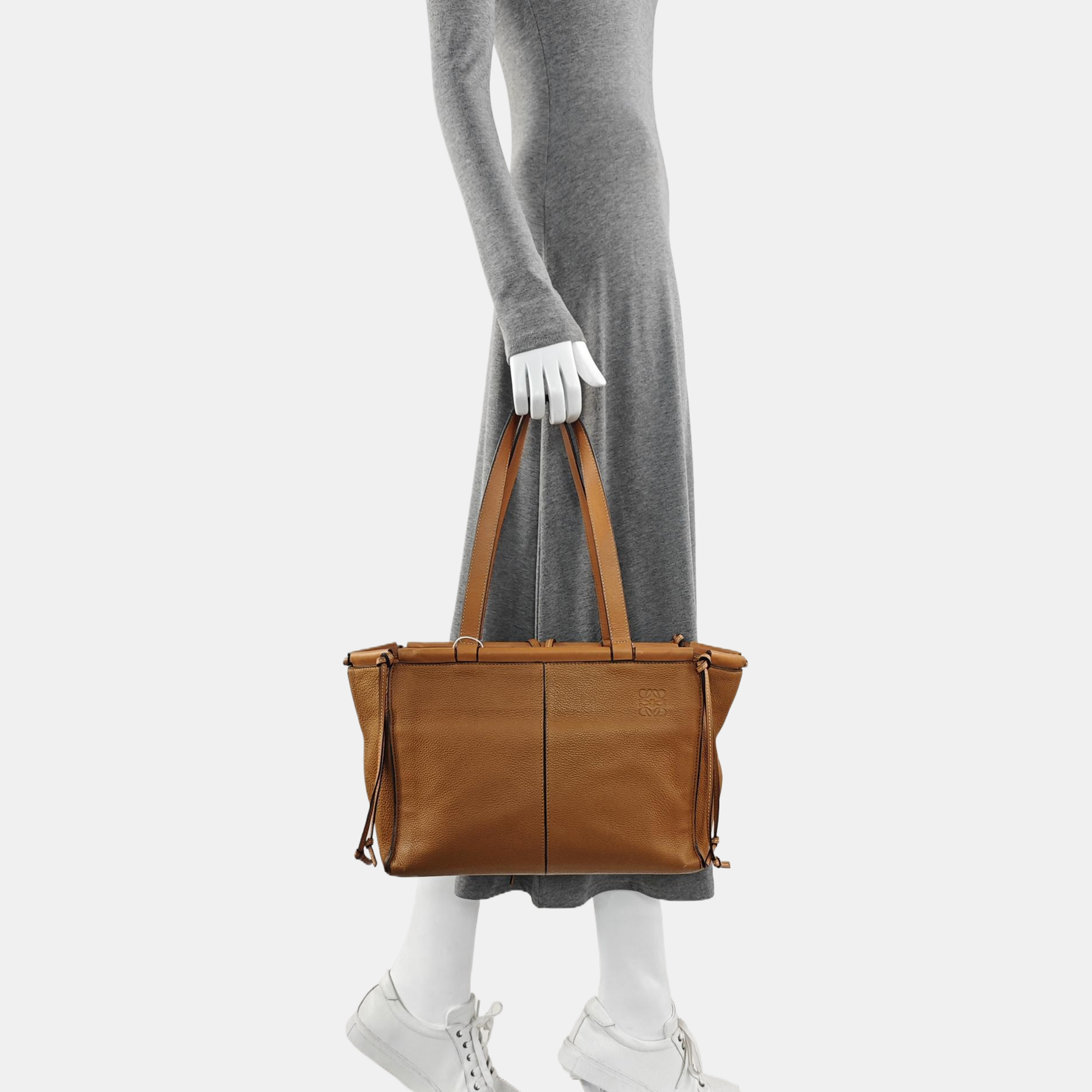 Cushion Small Calfskin Brown