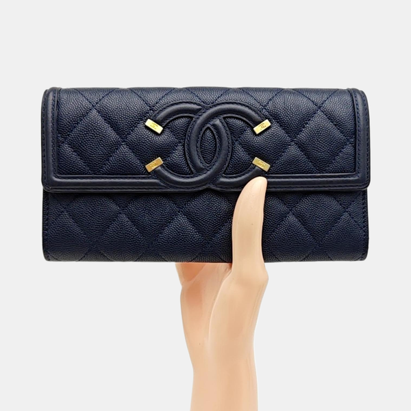 FILIGREE Medium Quilted Grained Calfskin Blue Wallet