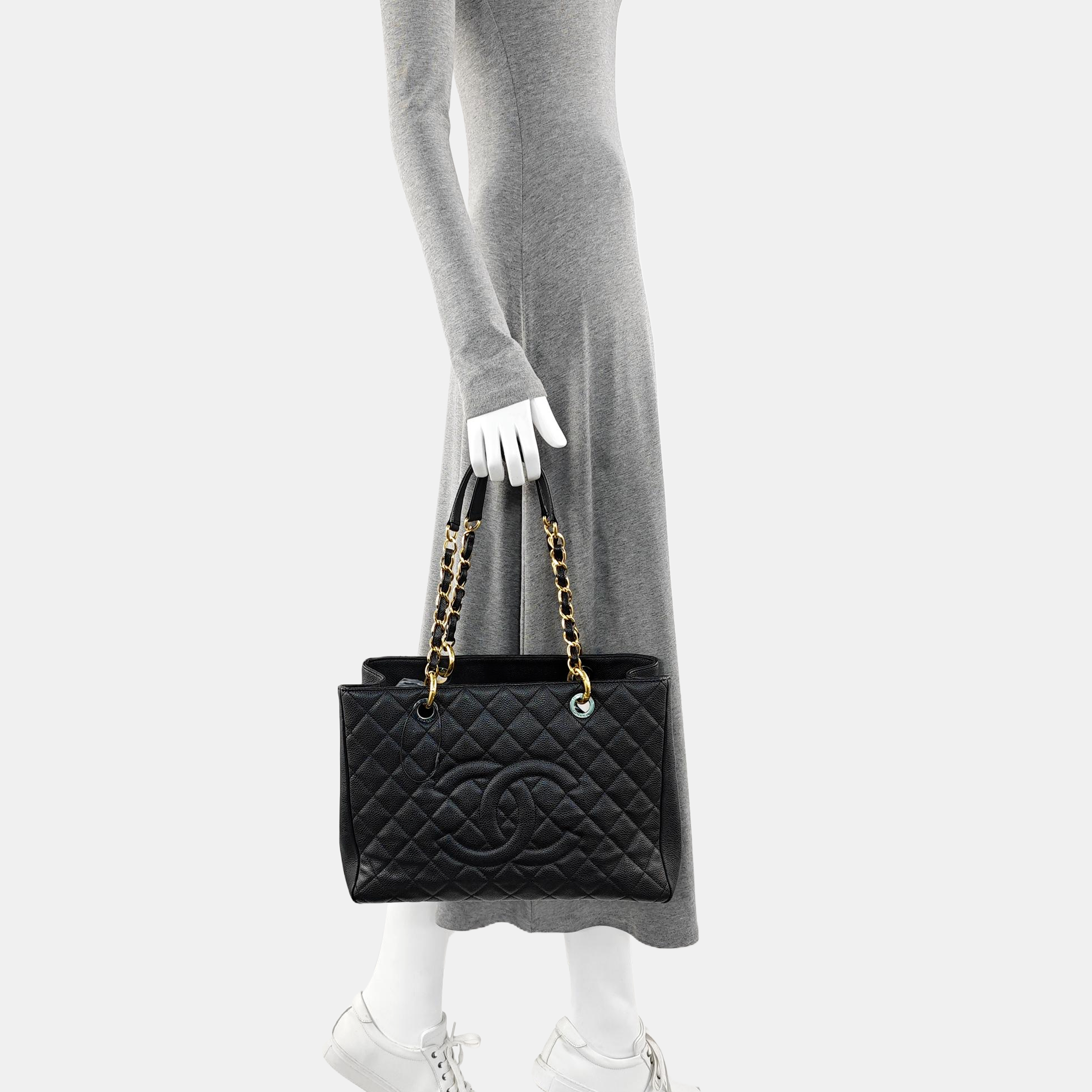 CHANEL GST Large Quilted Grained Calfskin Black