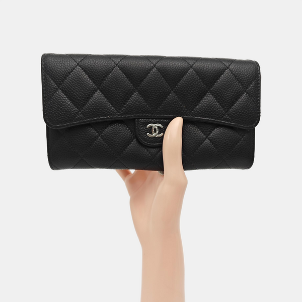 CLASSIC FLAP Mini Quilted Grained Calfskin Black Wallet