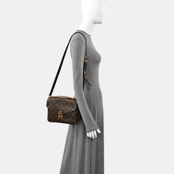 MÉTIS MM Monogram Coated Canvas Brown