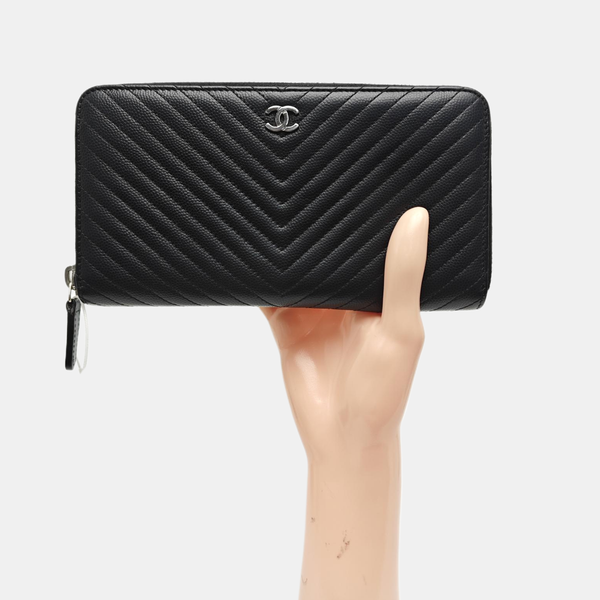 Chevron Calfskin Wallet Black