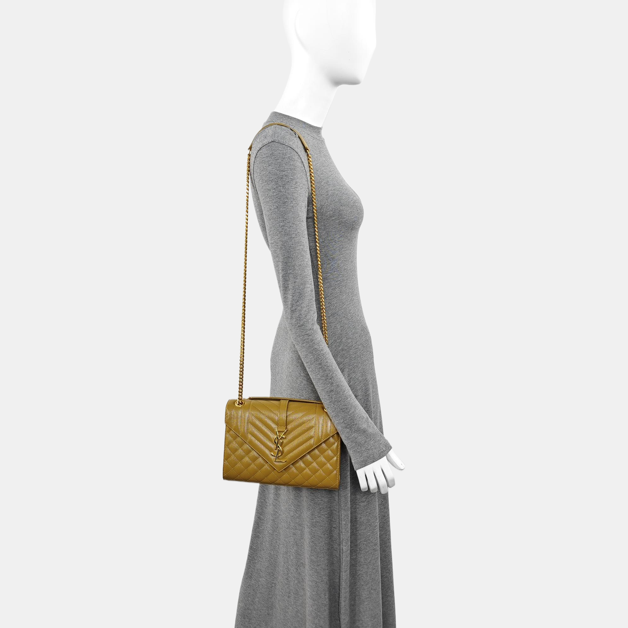 ENVELOPE Medium Quilted Calfskin Brown