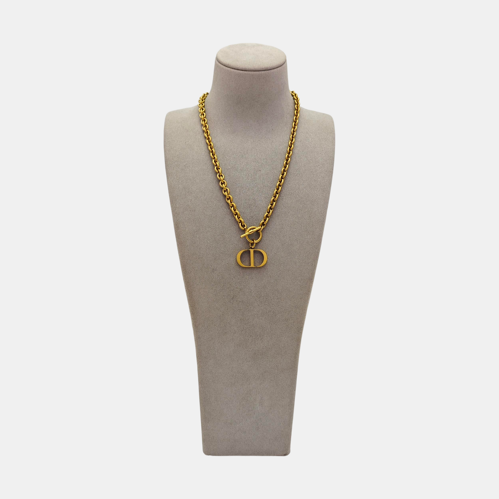 30 Montaigne Metal Gold Necklace
