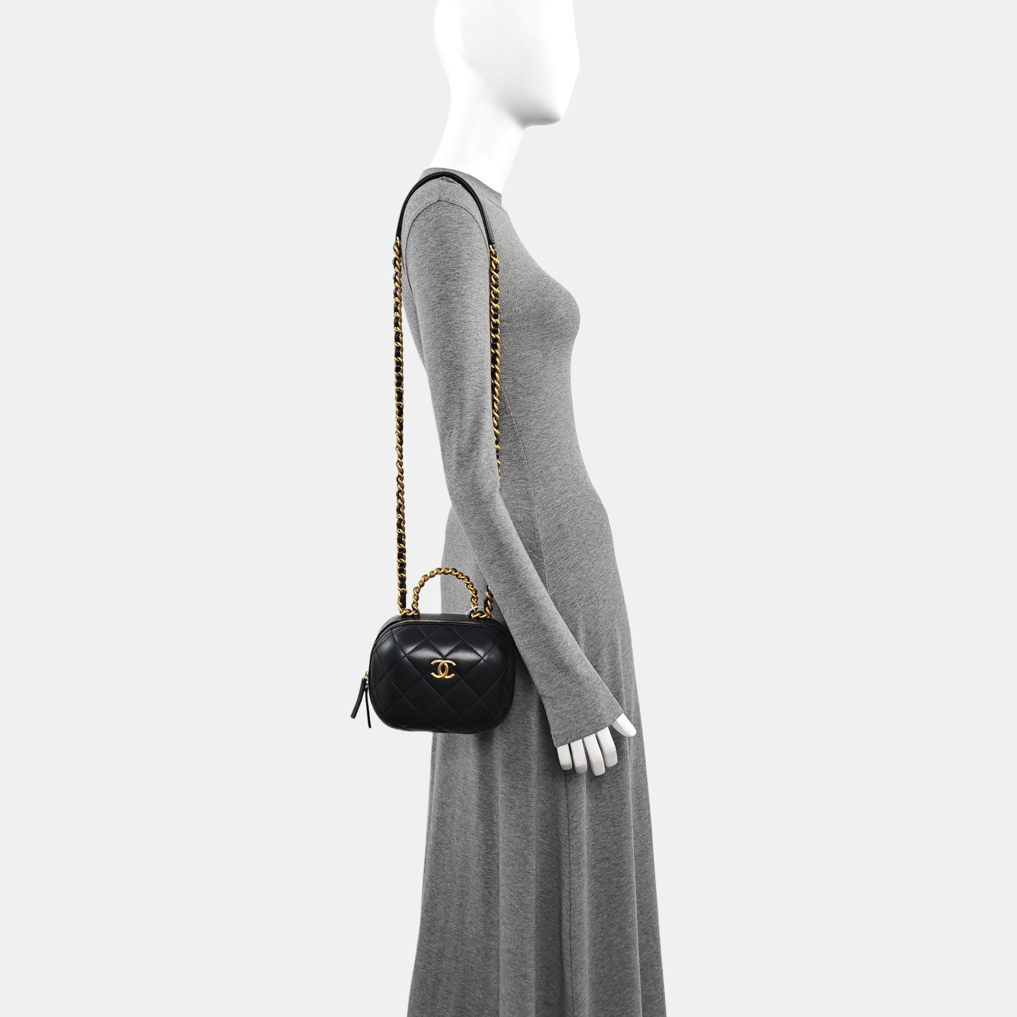 Quilted Lambskin Shoulder Bag Black
