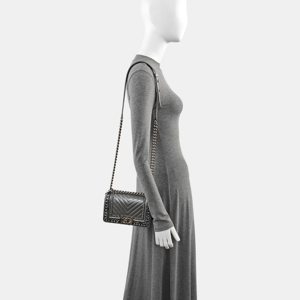 BOY CHANEL Small Chevron Calfskin Gray