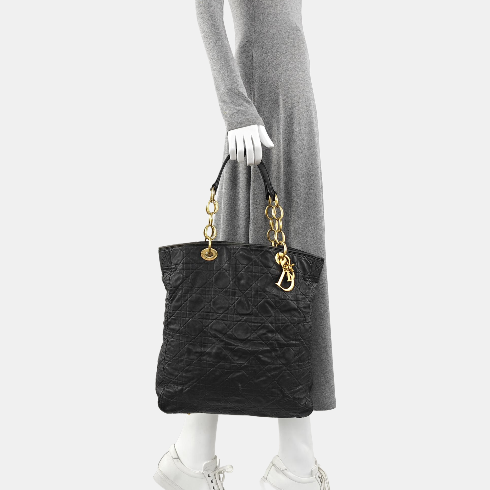 Cannage Calfskin Tote Bag Black