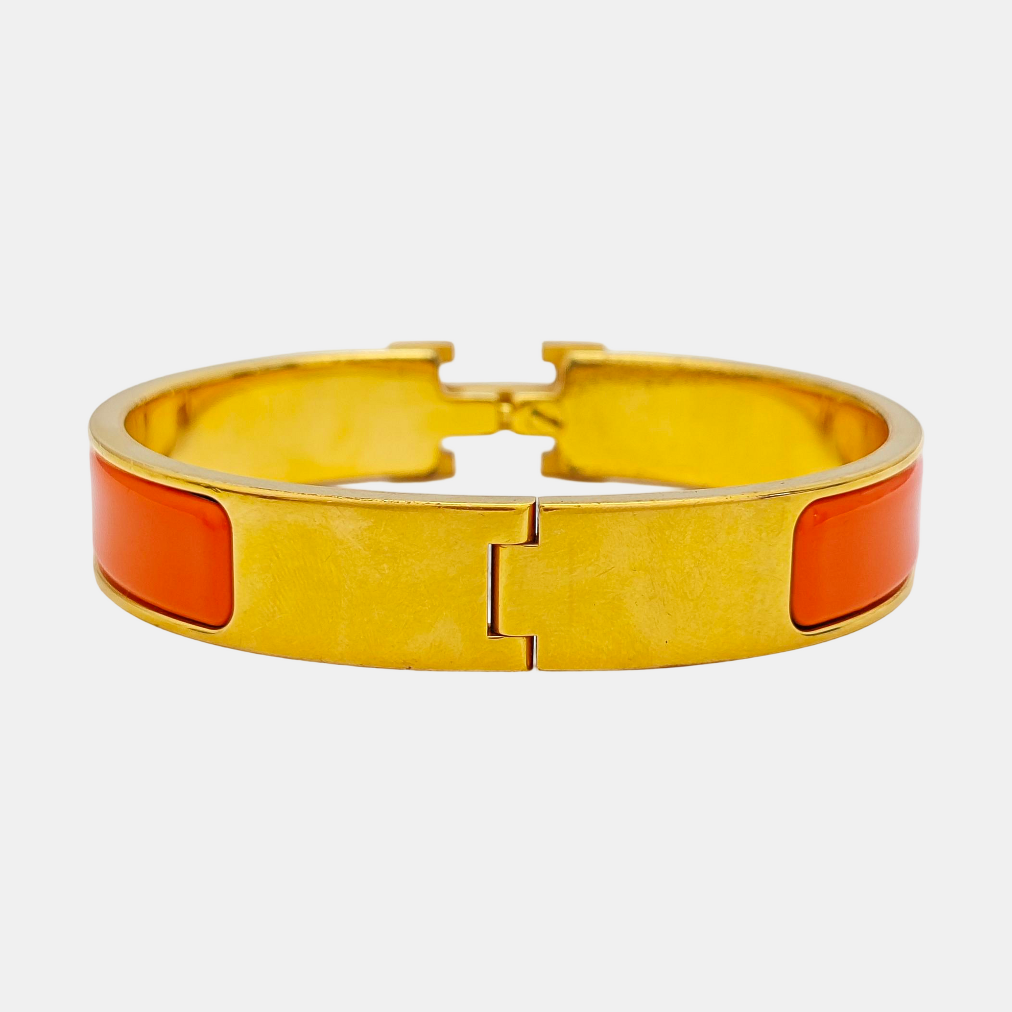 Clic H Metal Orange Bangle