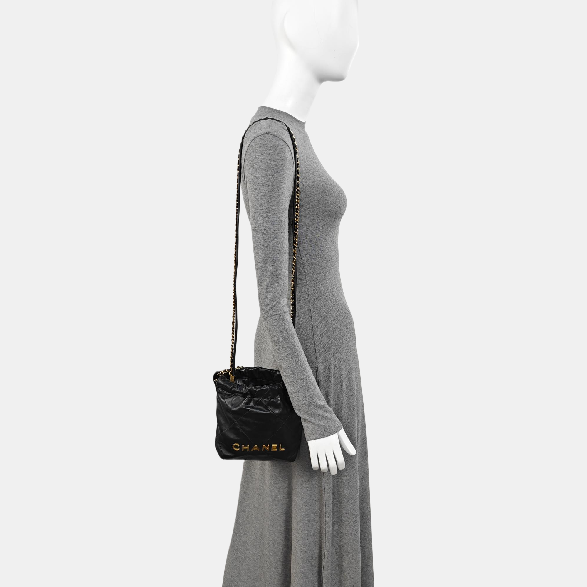 CHANEL 22 Mini Quilted Calfskin Black