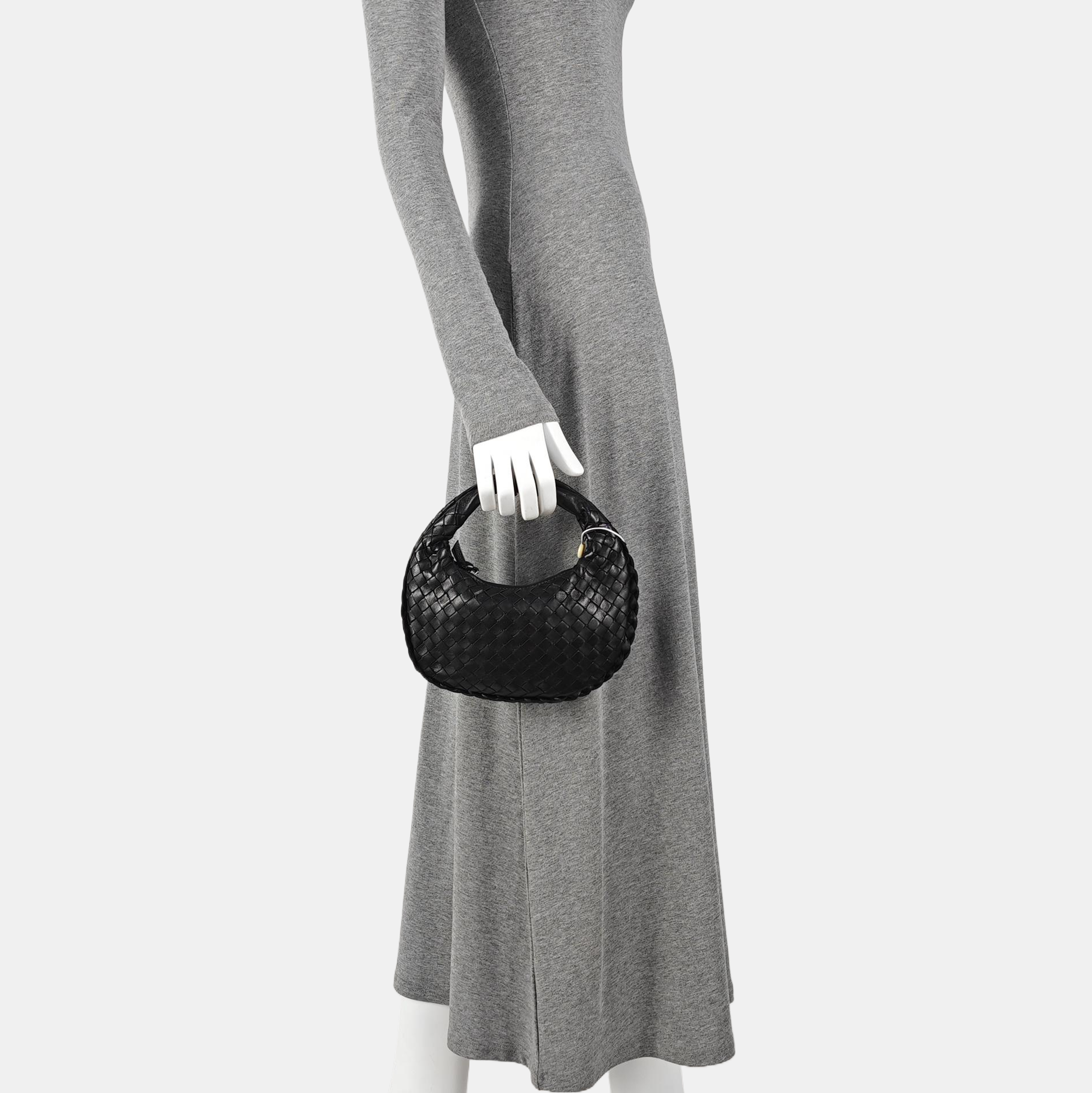 Veneta Calfskin Black
