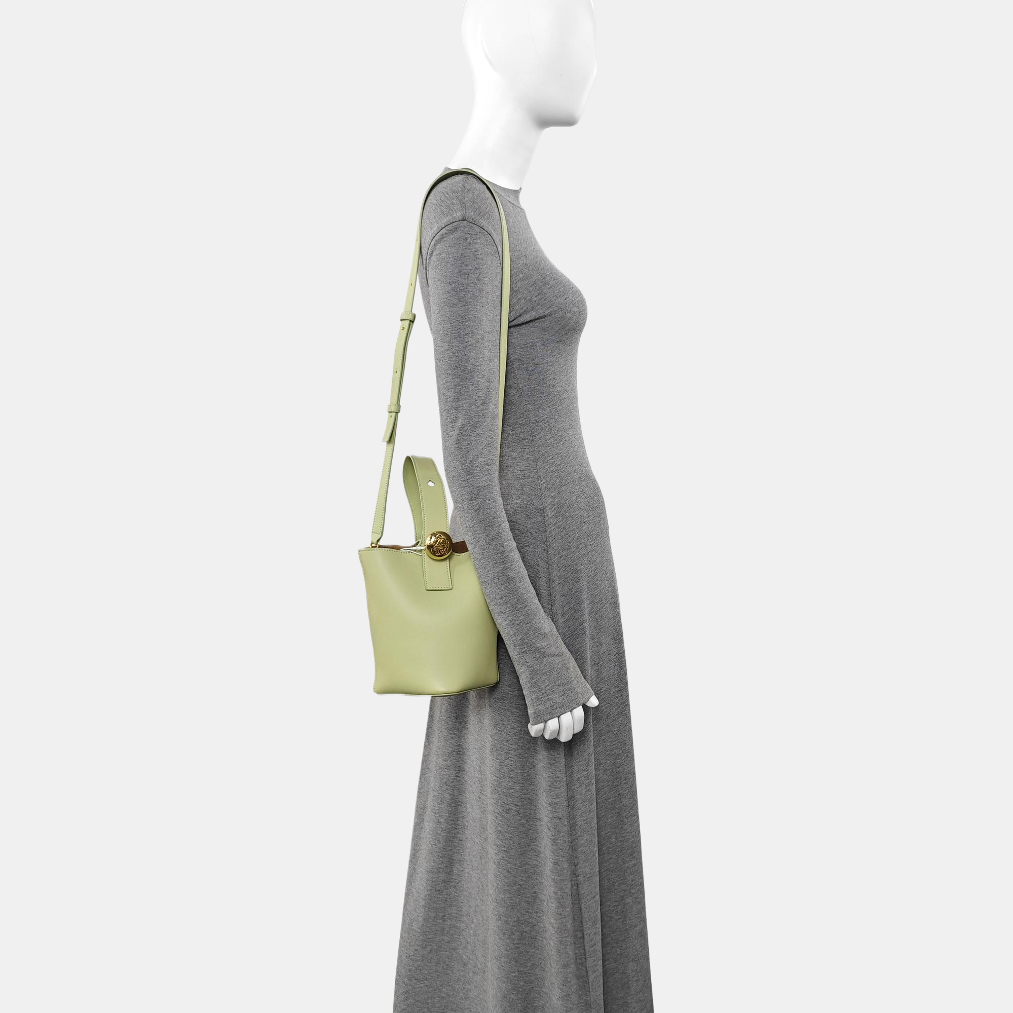Pebble Bucket Calfskin Green