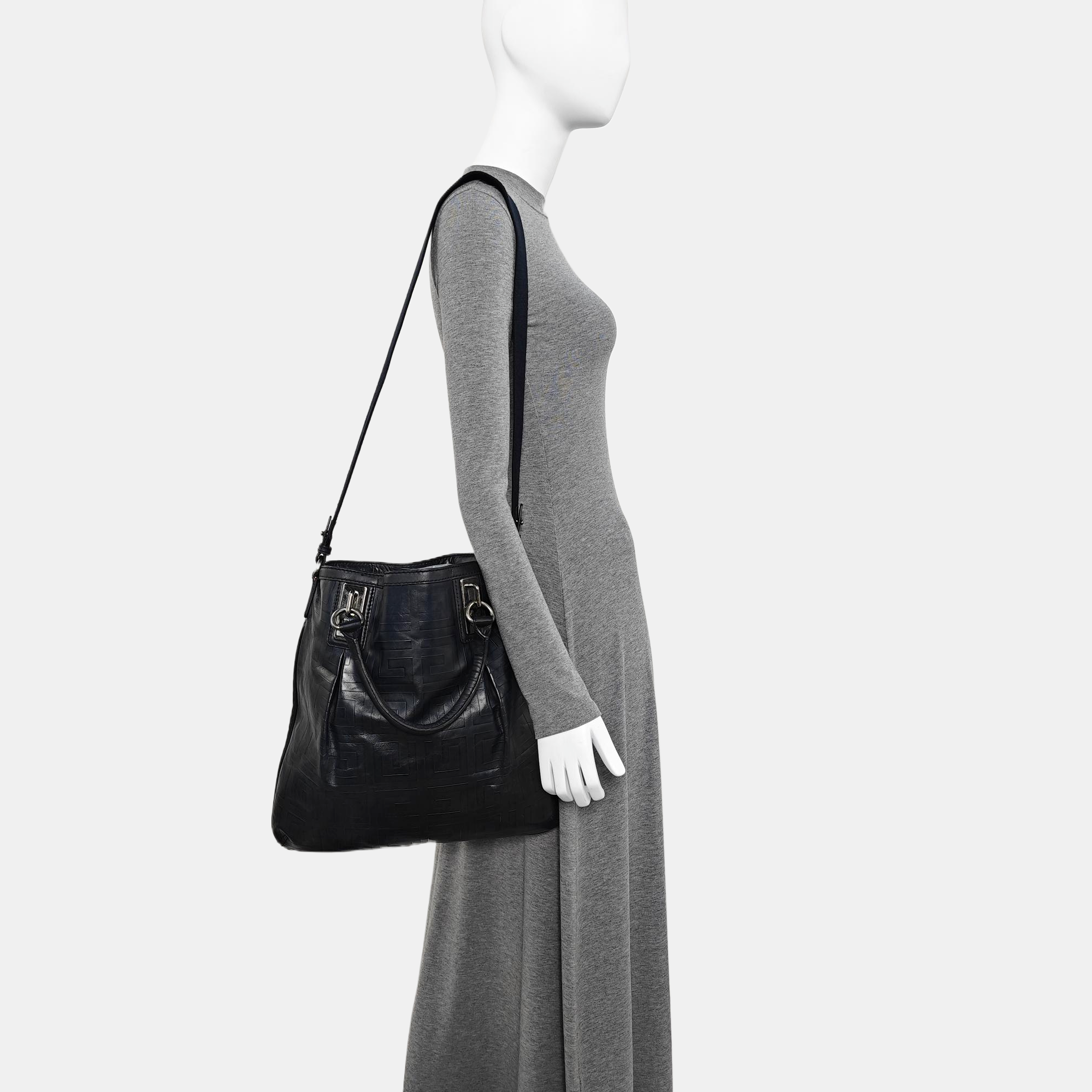 Calfskin Shoulder Bag Black