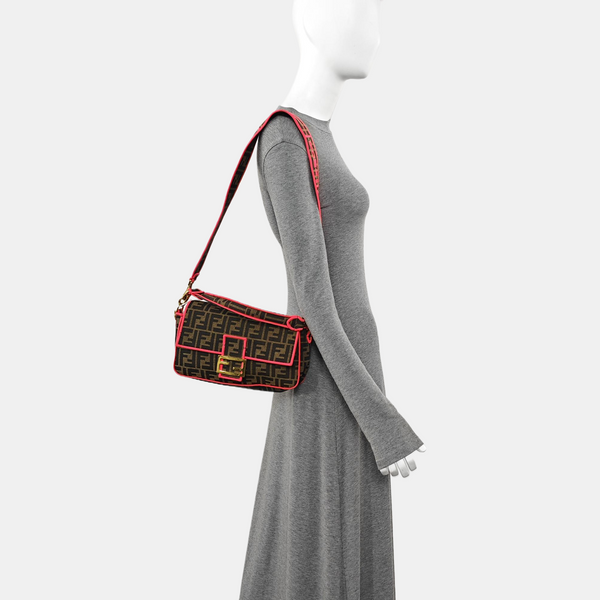 Baguette Medium Canvas Brown