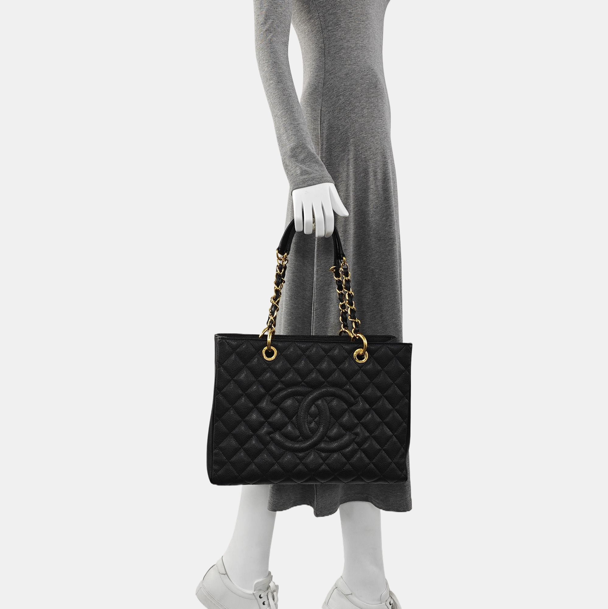 CHANEL GST Large Quilted Grained Calfskin Black