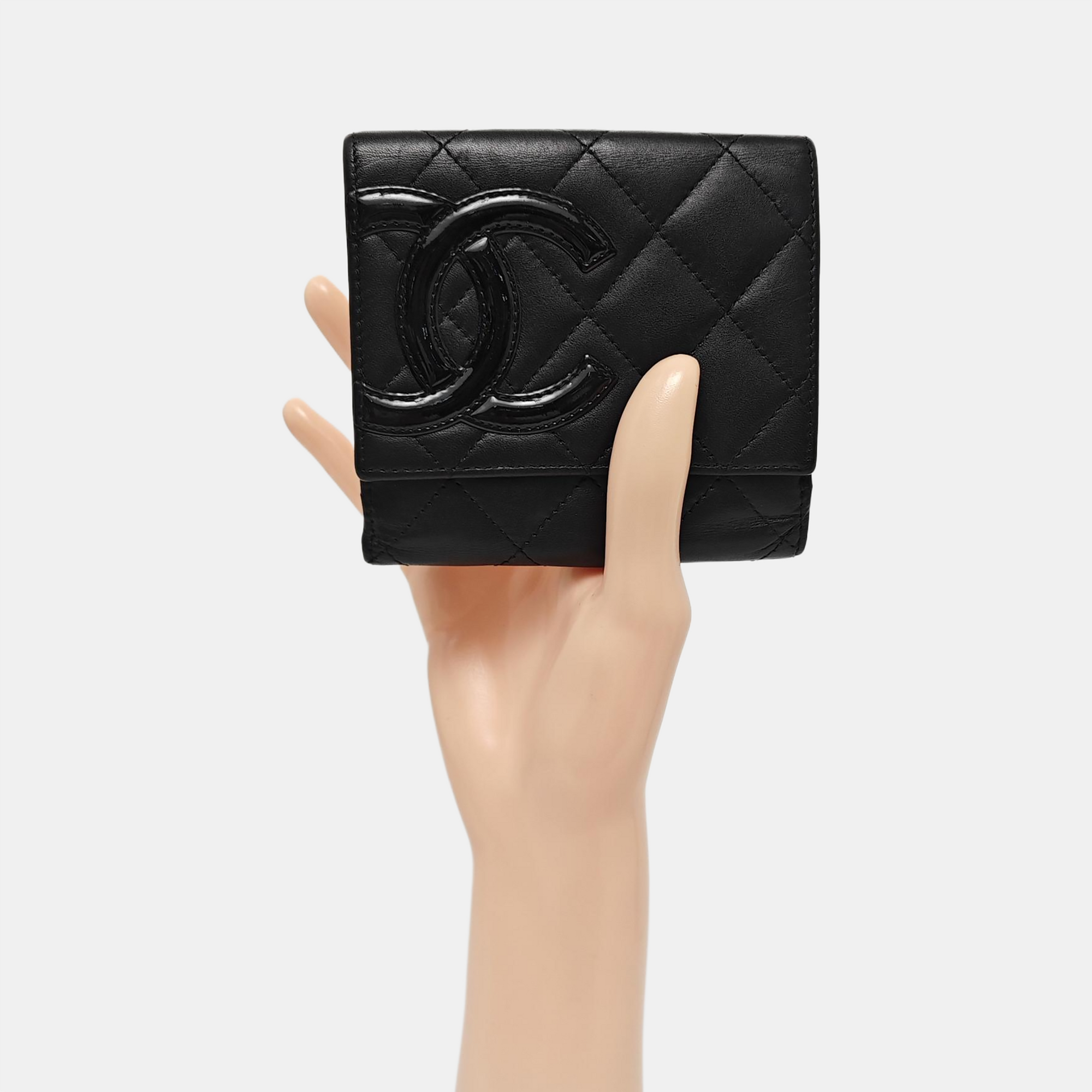 Authenticated pre-owned  CAMBON Quilted Calfskin Black Wallet - Wallet at Looply