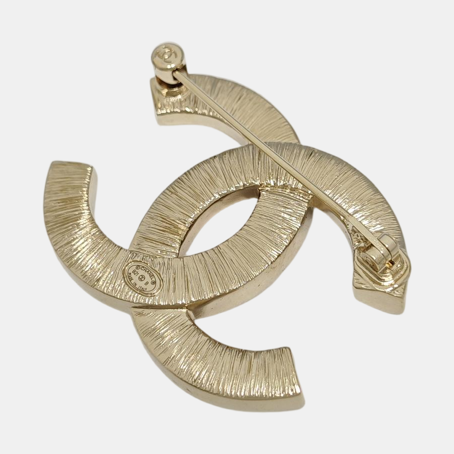 CC Logo Metal Gold Brooch