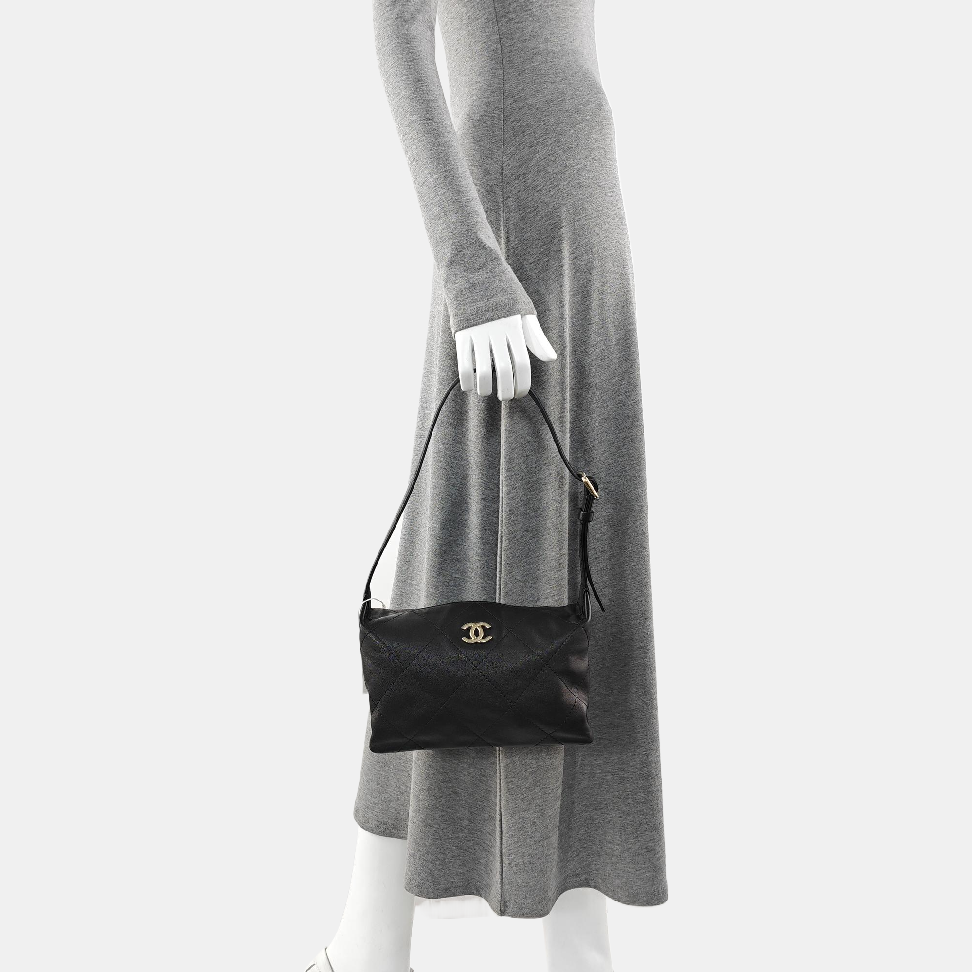 Quilted Lambskin Shoulder Bag Black